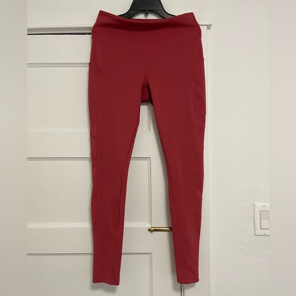 EUC Women’s Size Medium New Balance Logo Print Leggings/Tights With Side Pockets - Picture 6 of 12